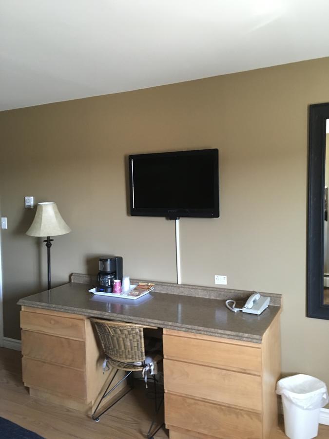 Anchor Motel And Suites Bedeque Bagian luar foto