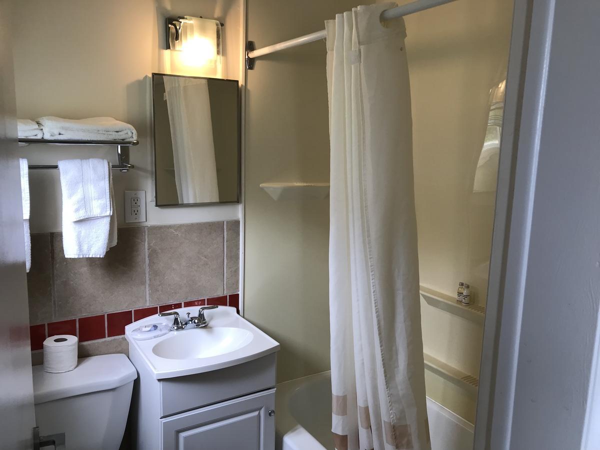 Anchor Motel And Suites Bedeque Bagian luar foto