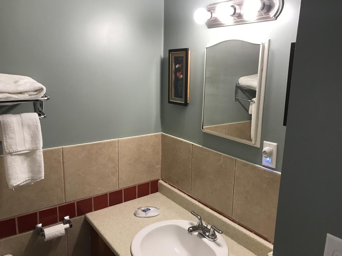 Anchor Motel And Suites Bedeque Bagian luar foto