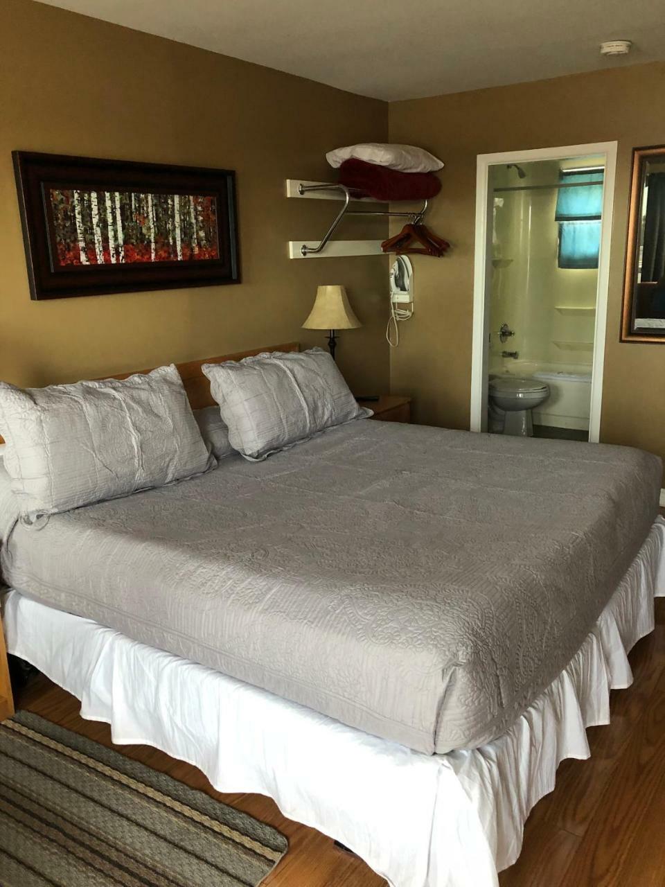 Anchor Motel And Suites Bedeque Bagian luar foto